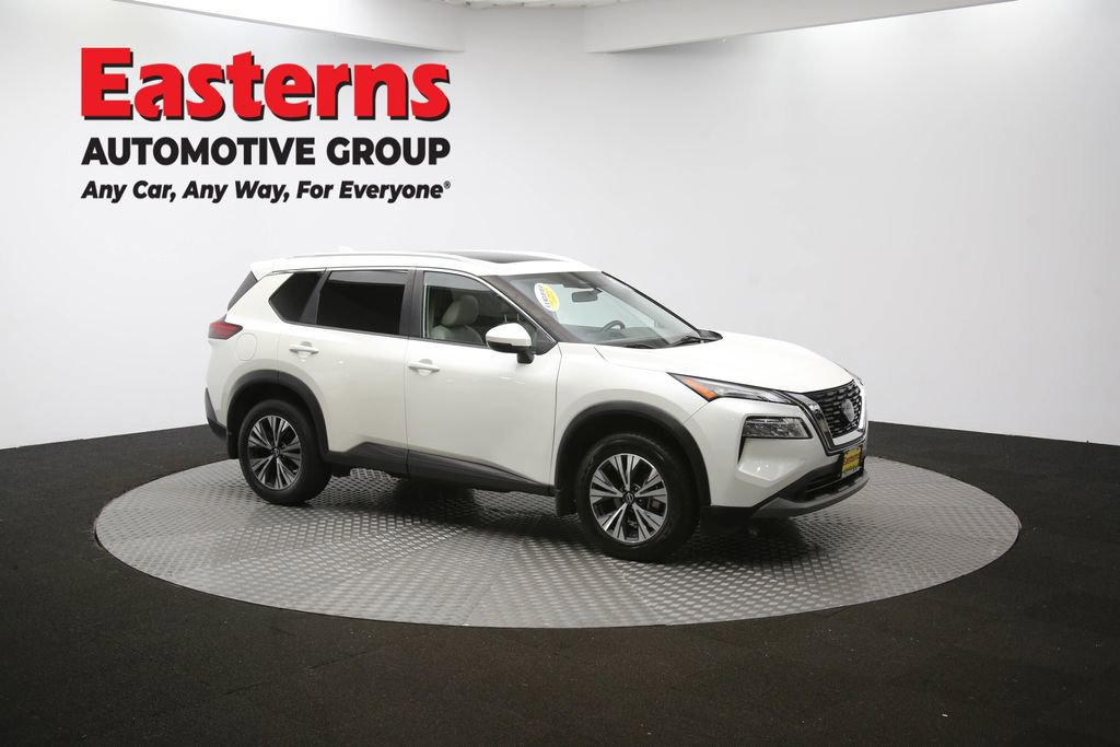 Used 2022 Nissan Rogue SV w/ SV Premium Package image 49