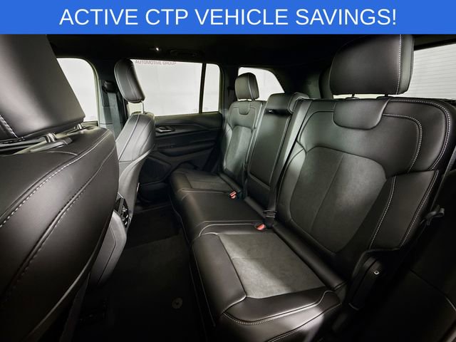 New 2025 Jeep Grand Cherokee Altitude image 24