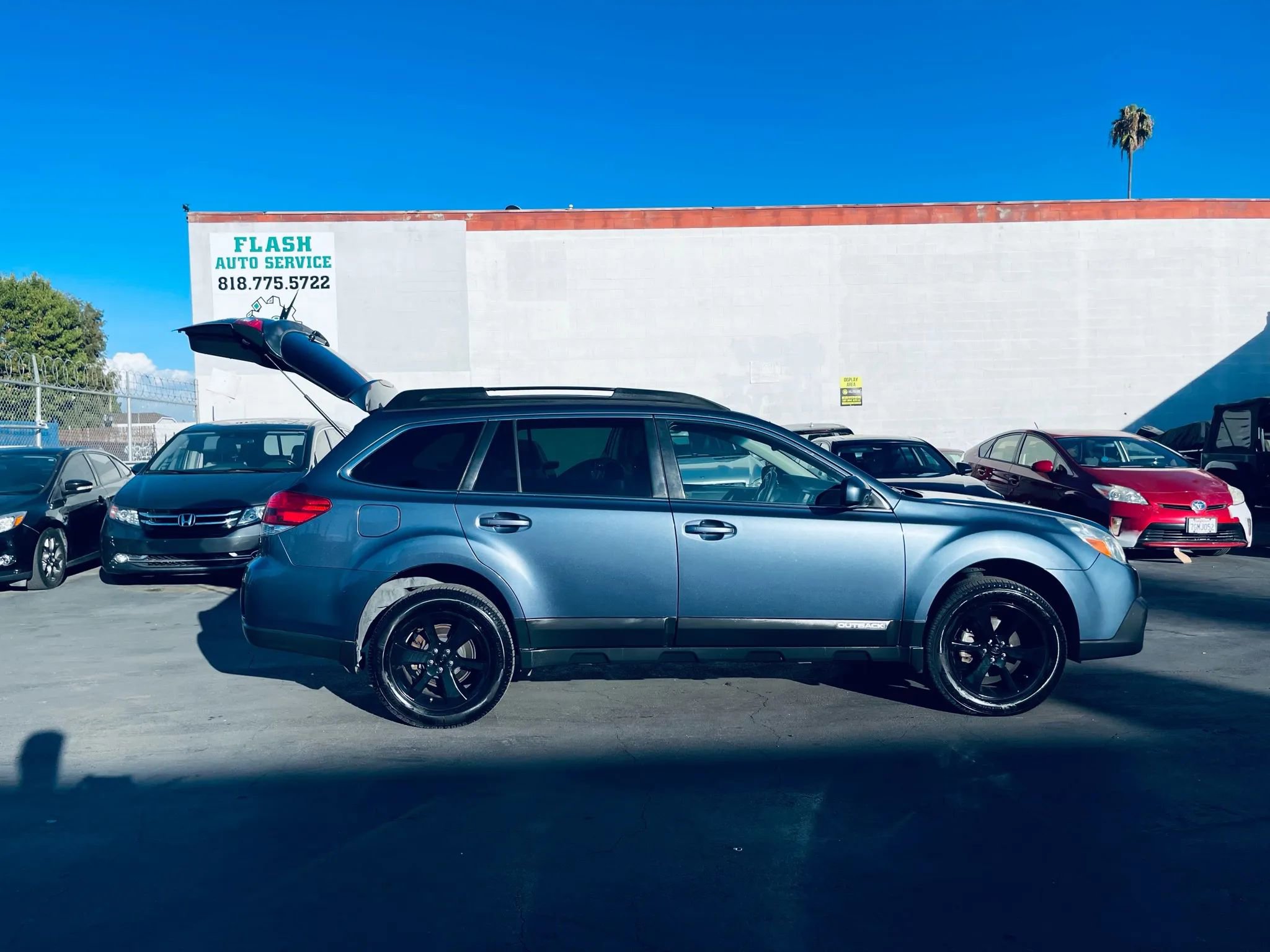 Used 2013 Subaru Outback 2.5i Limited image 4