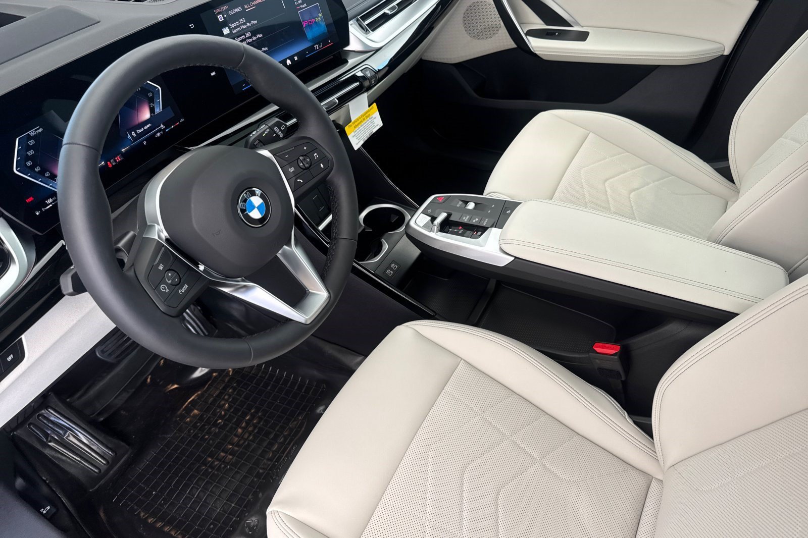 New 2026 BMW X1 xDrive28i w/ Technology Package AWD/4WD image 4