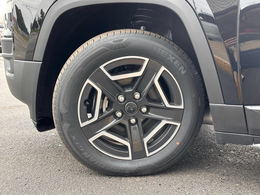 New 2026 Jeep Cherokee Laredo AWD/4WD image 8