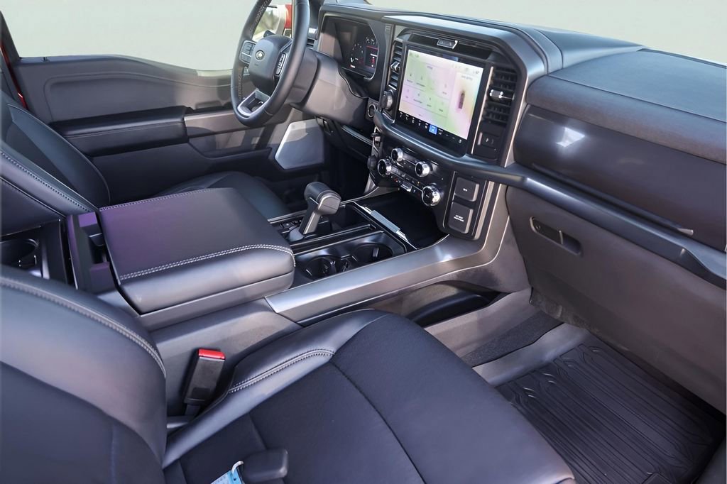 Used 2025 Ford F150 Lariat w/ Equipment Group 502A High image 33