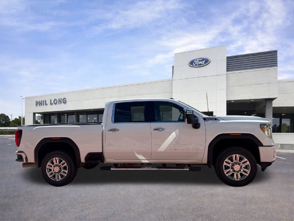 Used 2020 GMC Sierra 2500 Denali w/ Denali Ultimate Package AWD/4WD image 9