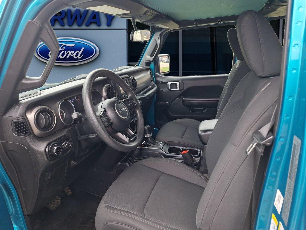 Used 2020 Jeep Wrangler Unlimited Sport AWD/4WD image 11
