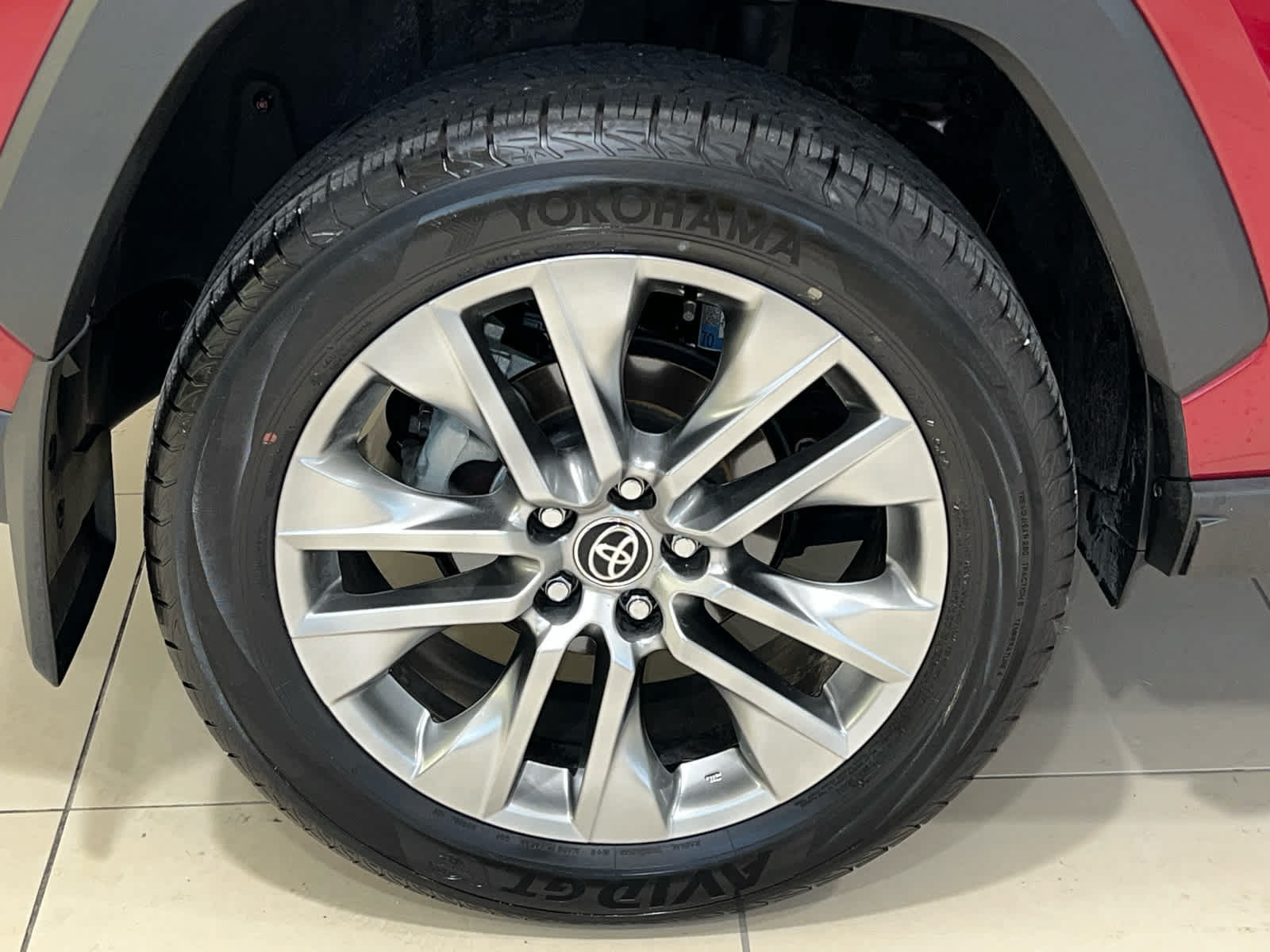 Used 2025 Toyota RAV4 Limited w/ Advanced Technology Package AWD/4WD image 7