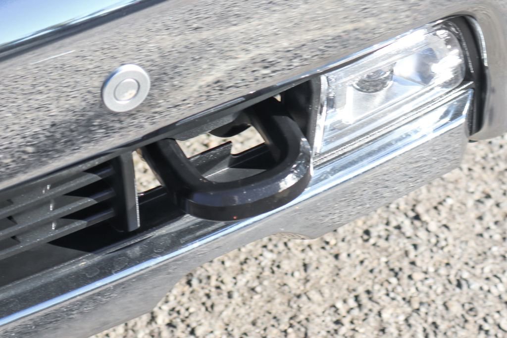 Used 2021 Chevrolet Silverado 2500 LTZ w/ LTZ Convenience Package image 59