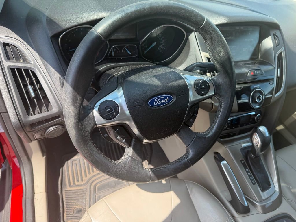 Used 2012 Ford Focus SEL FWD image 7