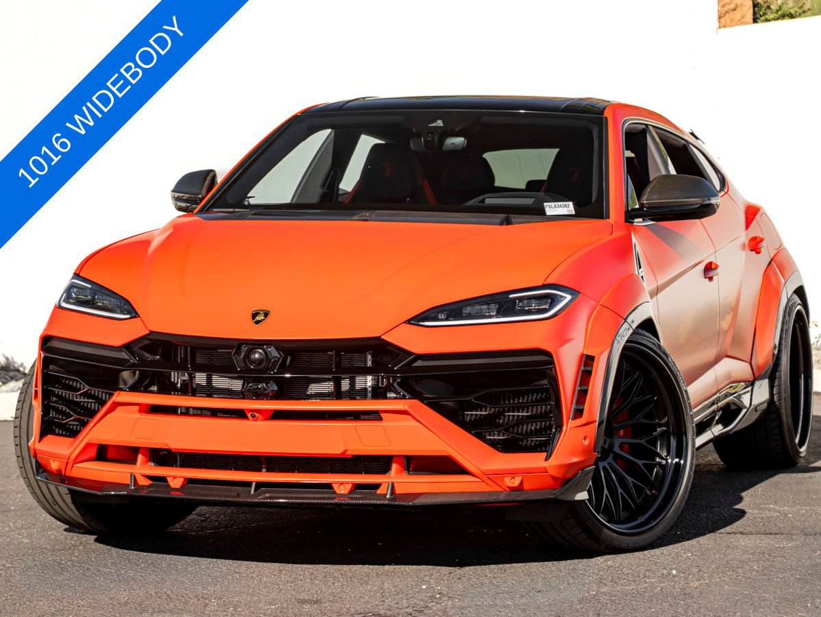 Used 2025 Lamborghini Urus SE