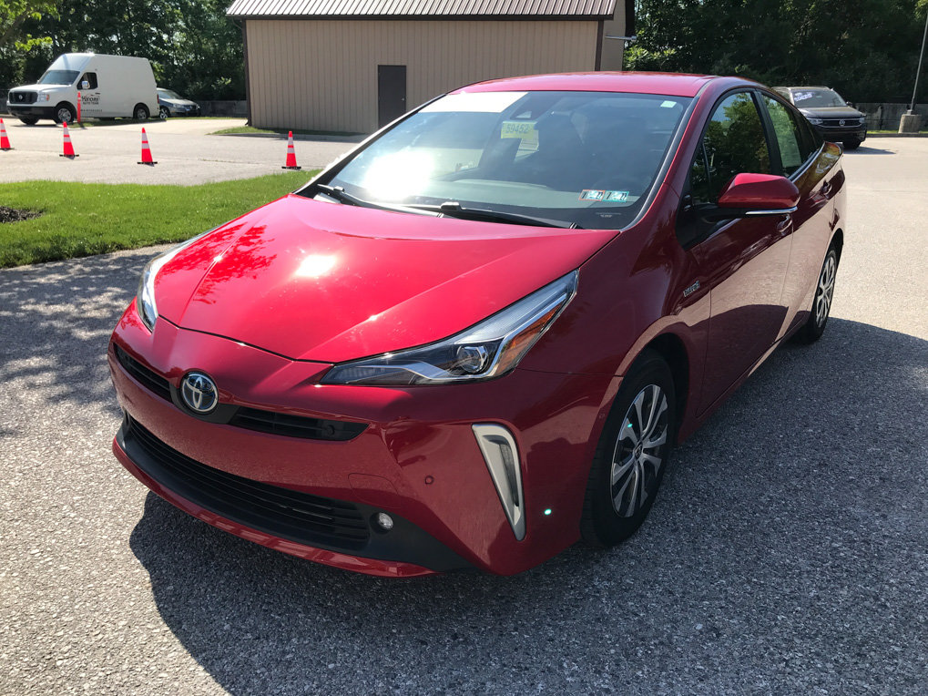 Used 2022 Toyota Prius LE AWD/4WD image 4