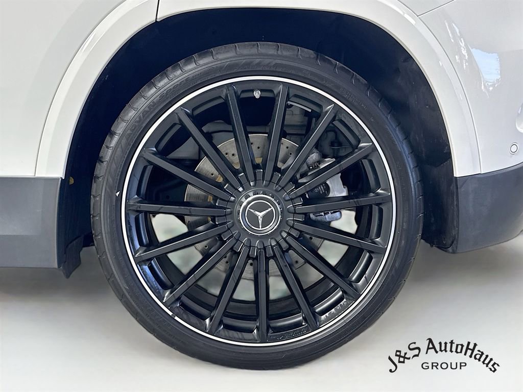 Used 2025 Mercedes-Benz GLA 35 AMG 4MATIC image 37