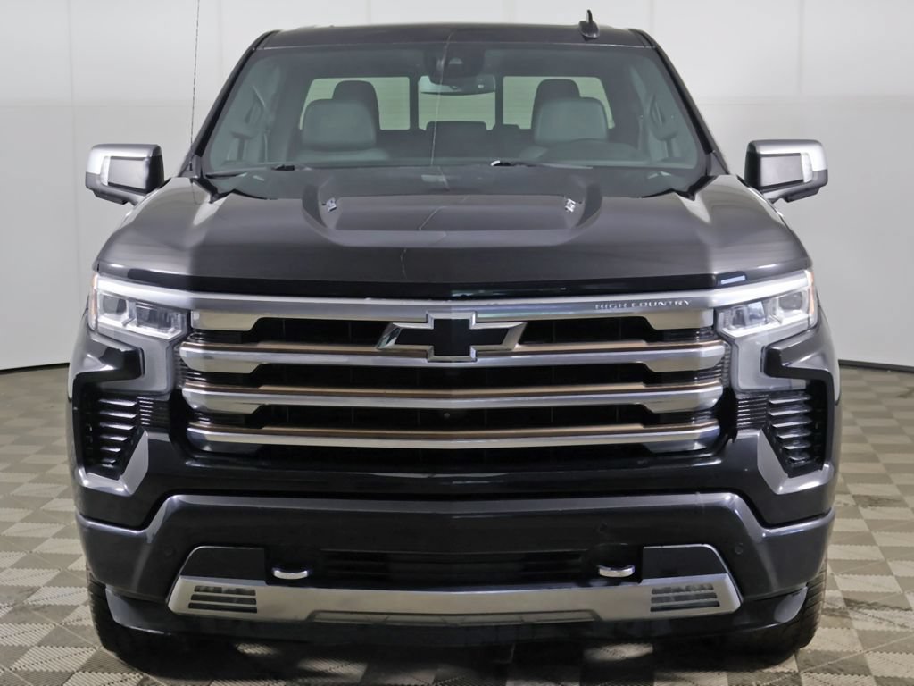 Used 2022 Chevrolet Silverado 1500 High Country w/ High Country Premium Package AWD/4WD image 15