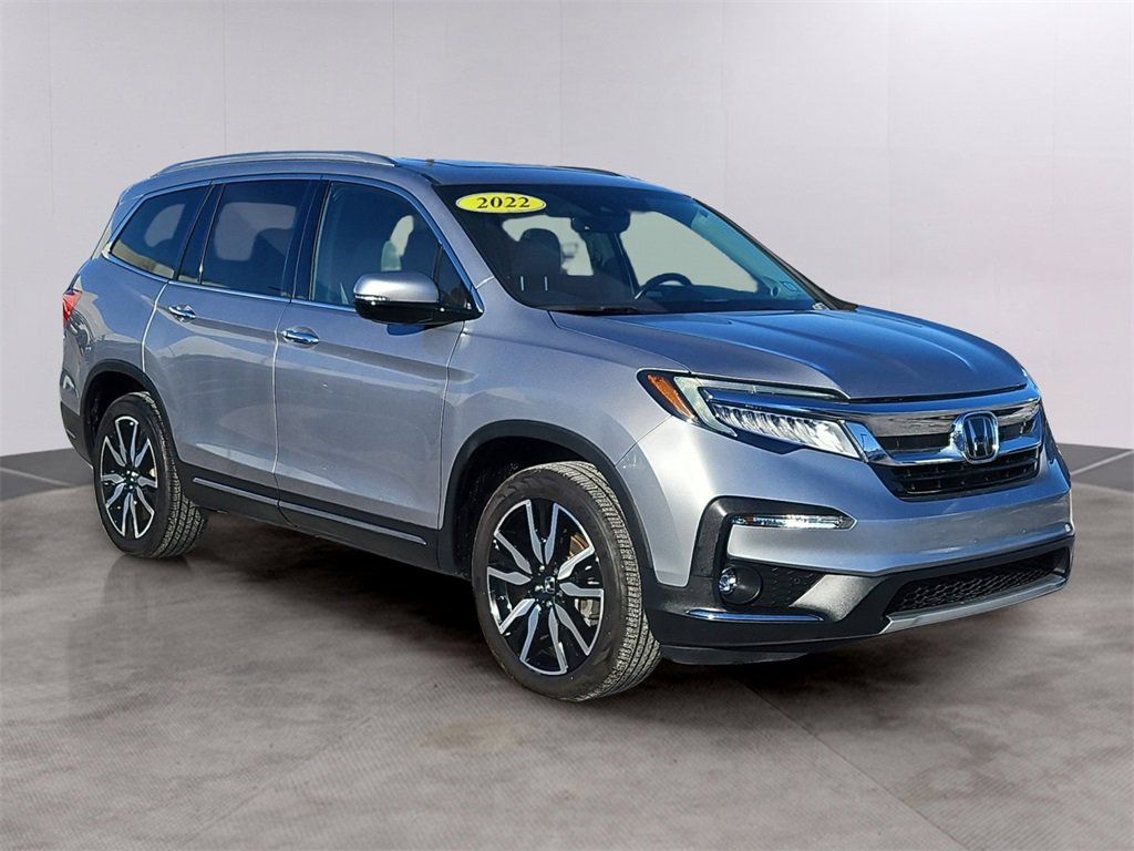 Certified 2022 Honda Pilot Touring image 3