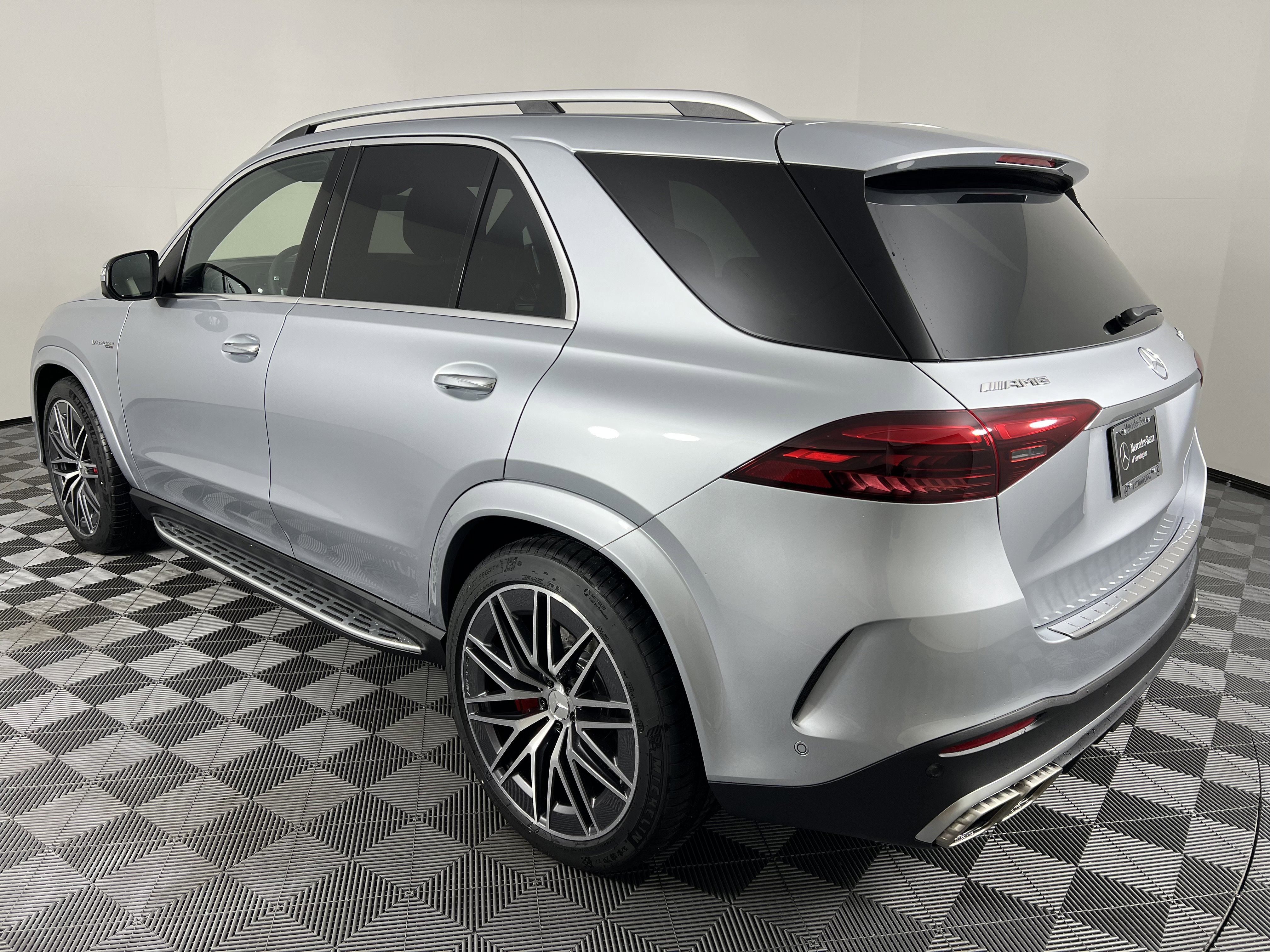 New 2026 Mercedes-Benz GLE 63 AMG S image 10