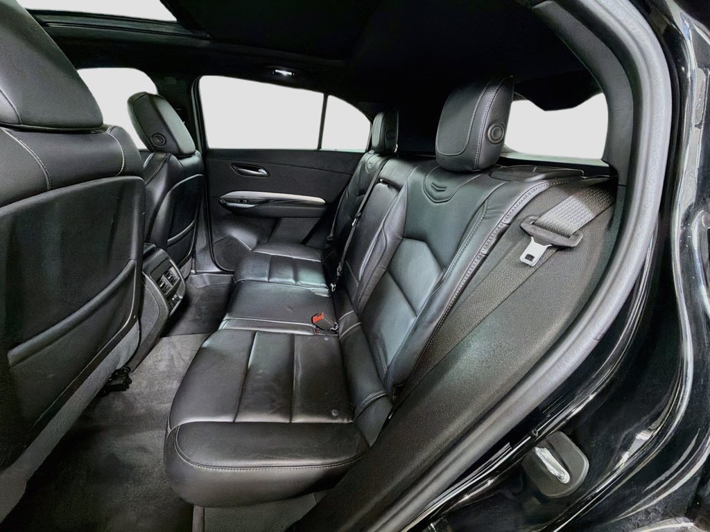 Used 2020 Cadillac XT4 Premium Luxury w/ Cold Weather Package AWD/4WD image 25