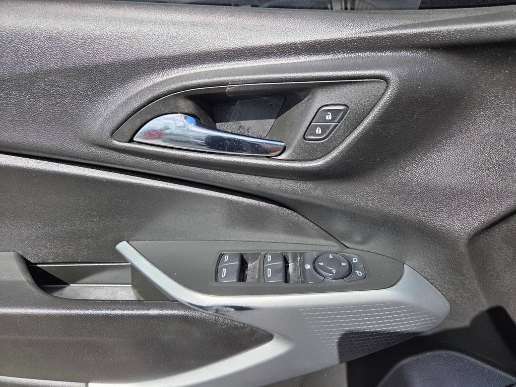 Certified 2024 Chevrolet Trax LS FWD image 20