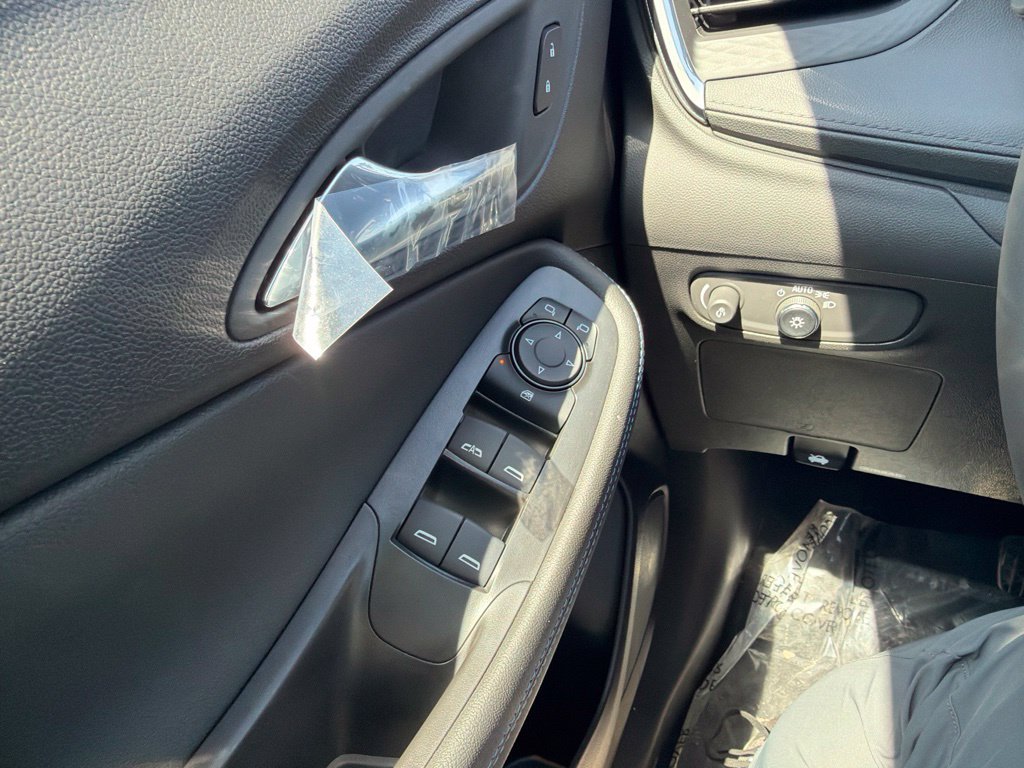 Used 2026 Buick Encore GX Sport Touring AWD/4WD image 36