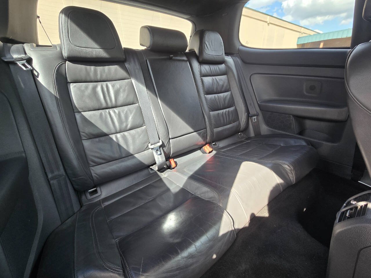 Used 2008 Volkswagen R32 AWD/4WD image 28