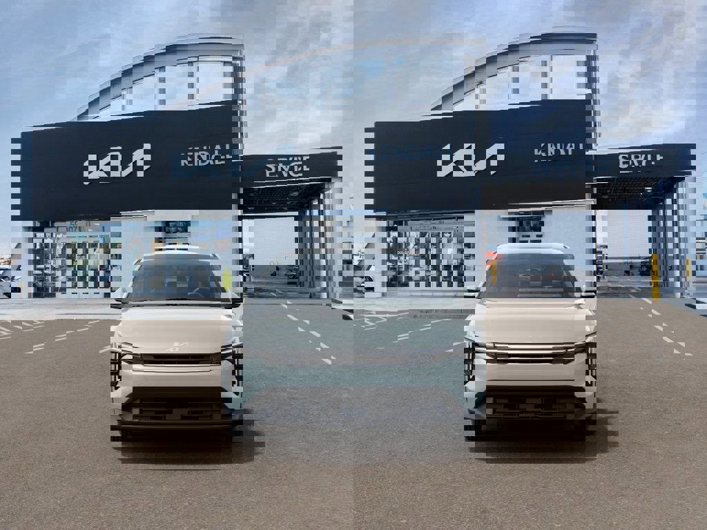 New 2026 Kia K4 LXS image 2