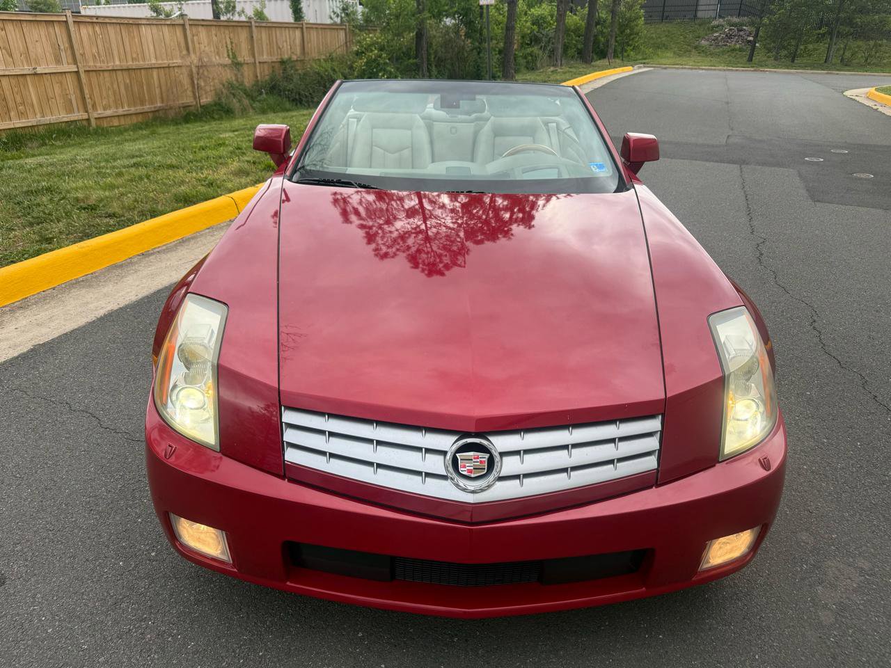 Used 2004 Cadillac XLR RWD image 7