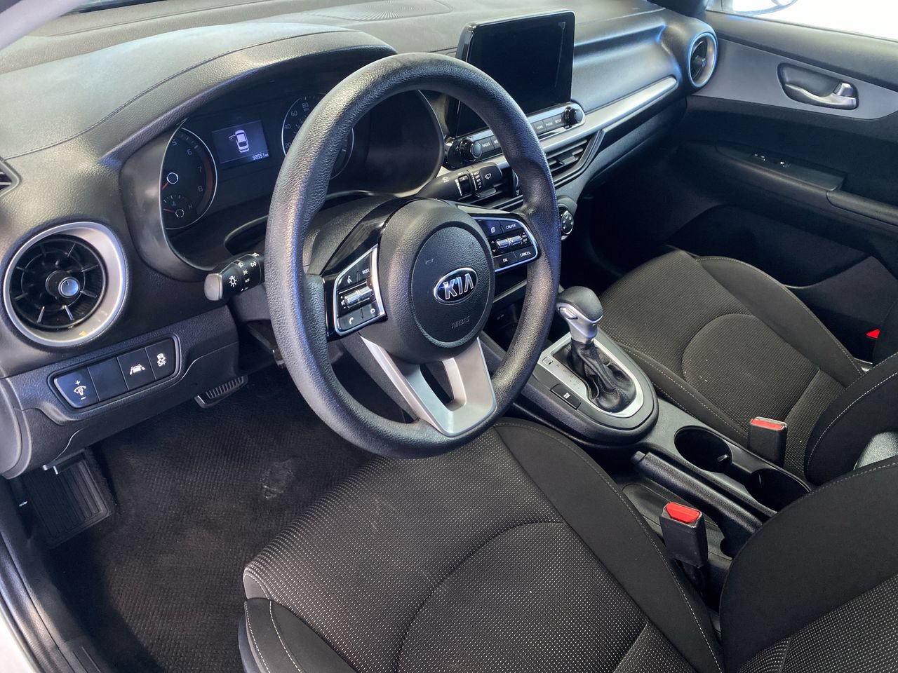 Used 2020 Kia Forte LXS FWD image 20