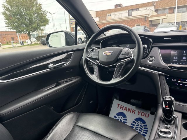 Used 2020 Cadillac XT5 Premium Luxury w/ LPO, Floor Liner Package AWD/4WD image 35
