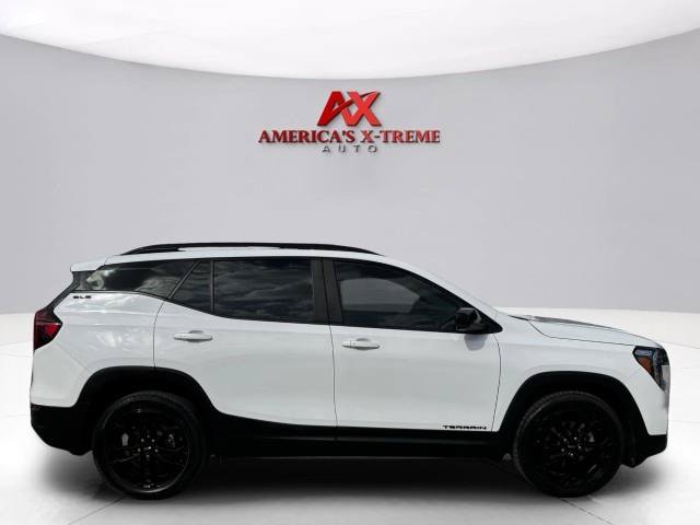 Used 2022 GMC Terrain SLE w/ Driver Convenience Package FWD image 7