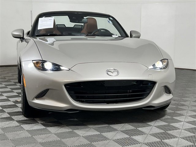 Used 2022 MAZDA MX-5 Miata Grand Touring image 3