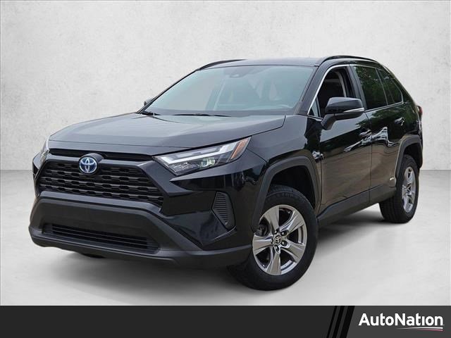 Used 2023 Toyota RAV4 XLE AWD/4WD image 1