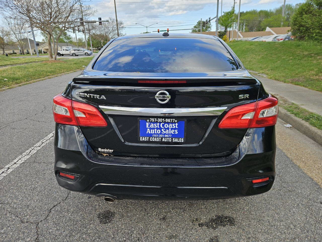 Used 2018 Nissan Sentra SR image 5