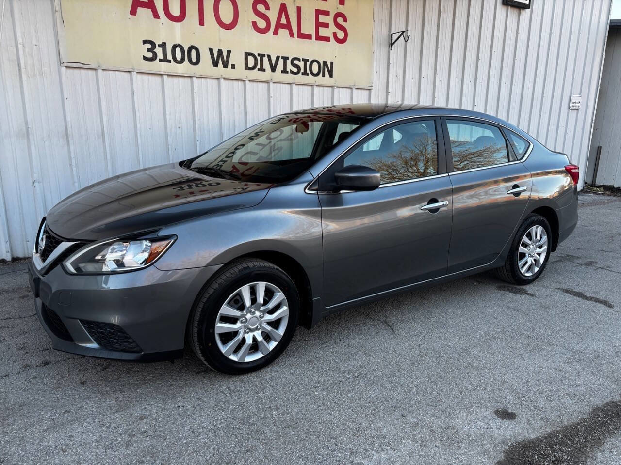 Used 2016 Nissan Sentra SV image 8