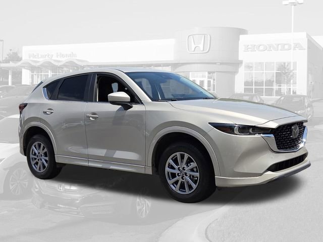 Used 2024 MAZDA CX-5 AWD 2.5 S w/ Select Package image 4