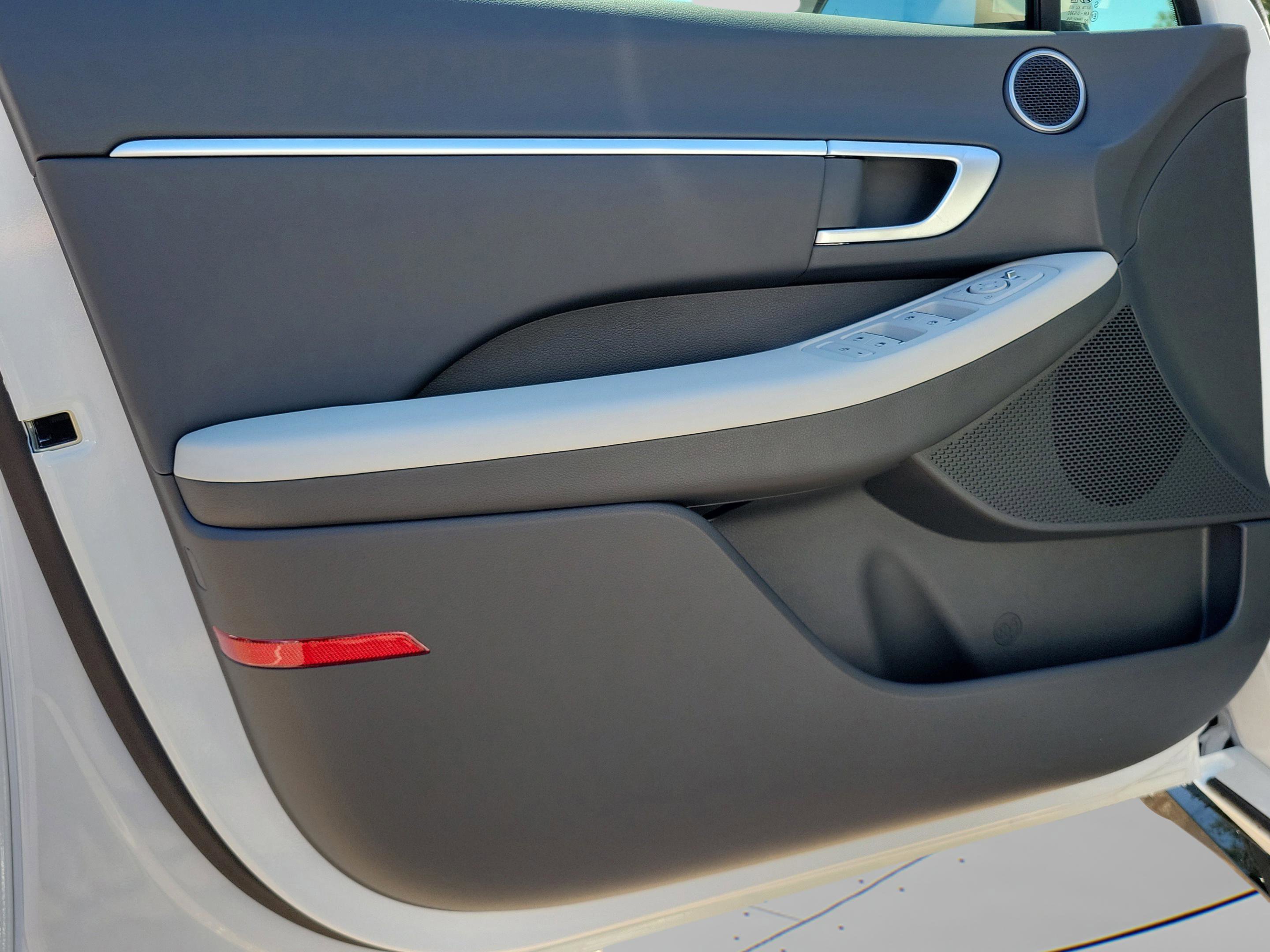 New 2025 Hyundai Sonata SEL image 30