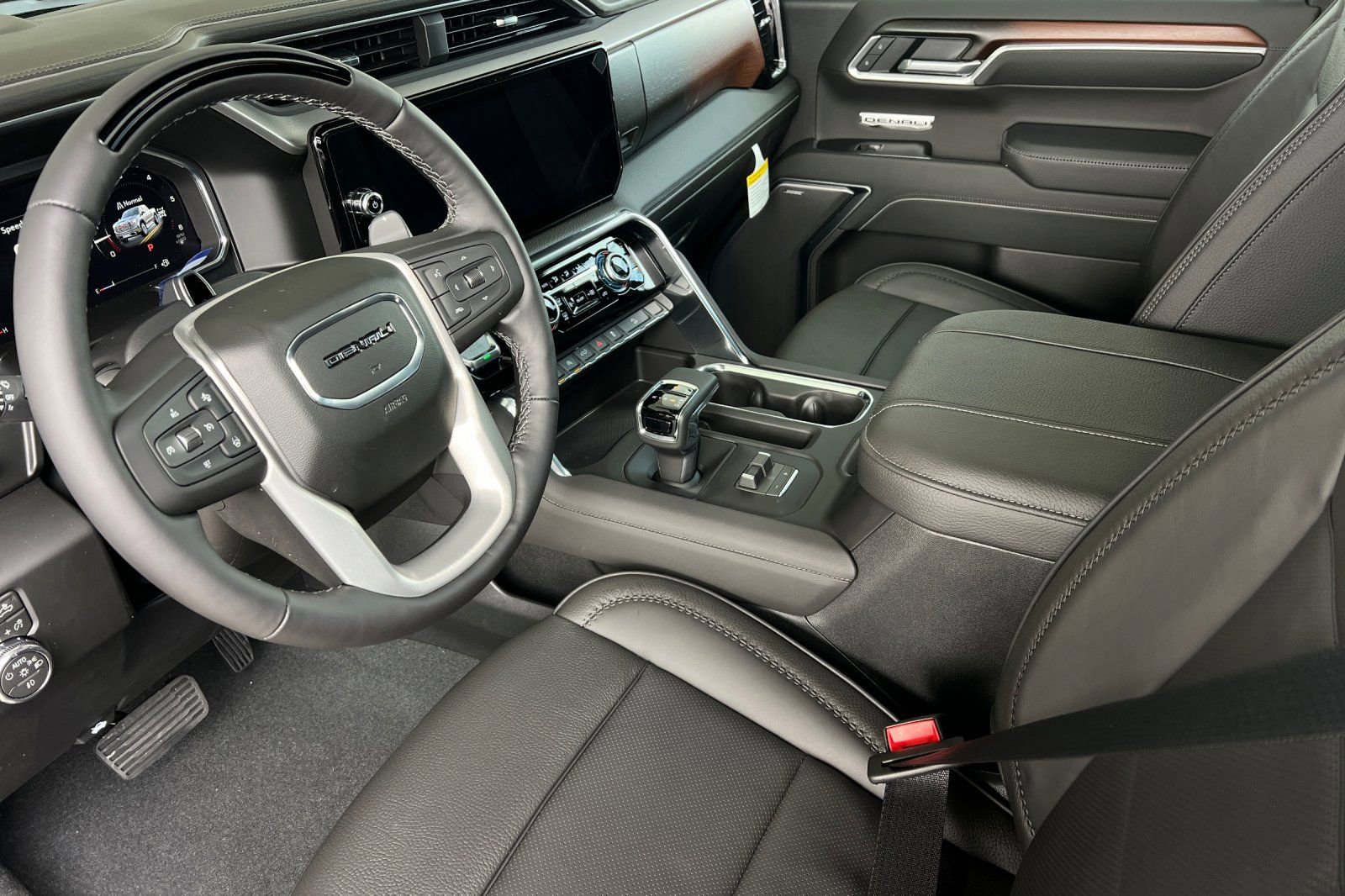 New 2026 GMC Sierra 1500 Denali AWD/4WD image 8