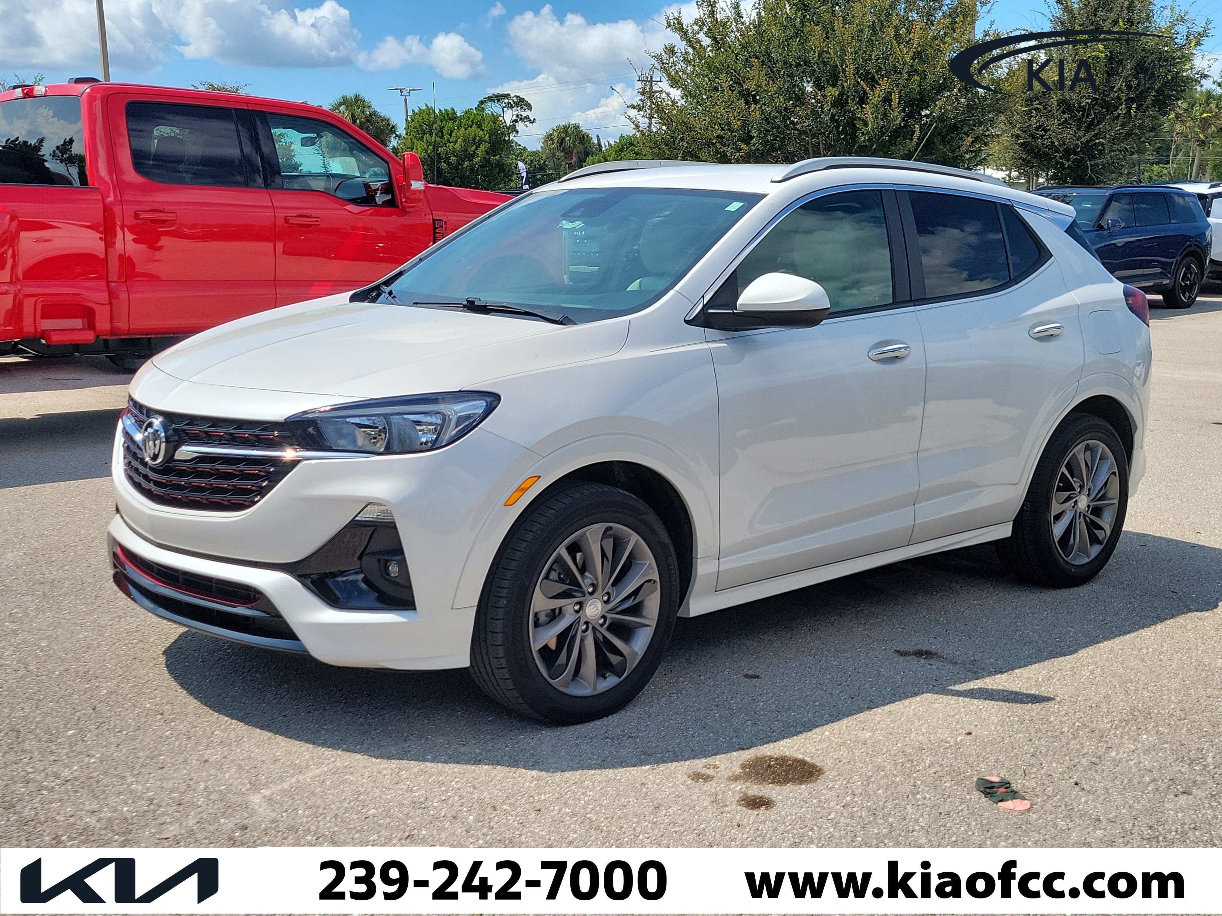 Used 2021 Buick Encore GX Preferred w/ Sport Touring Package FWD image 3