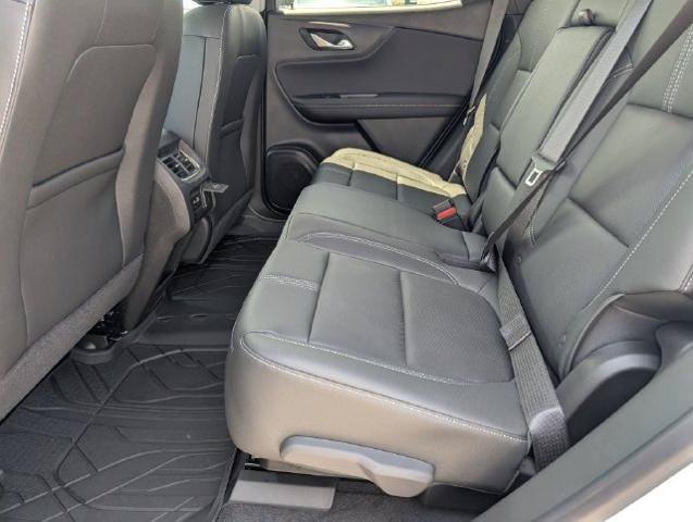 New 2026 Chevrolet Blazer LT w/ Sound & Technology Package FWD image 33