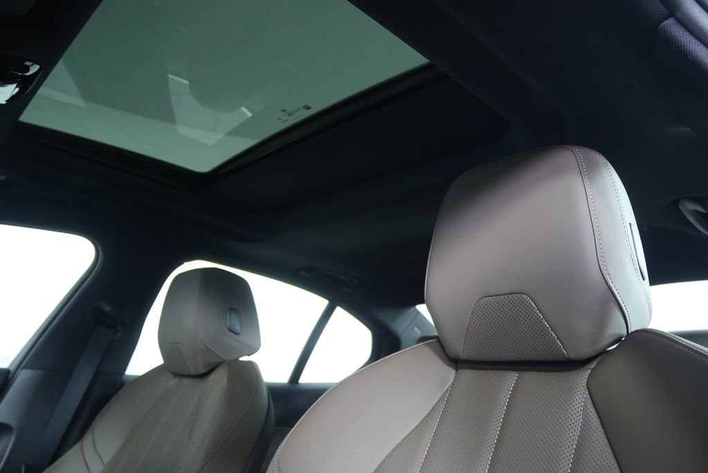 Certified 2025 BMW 530i image 12