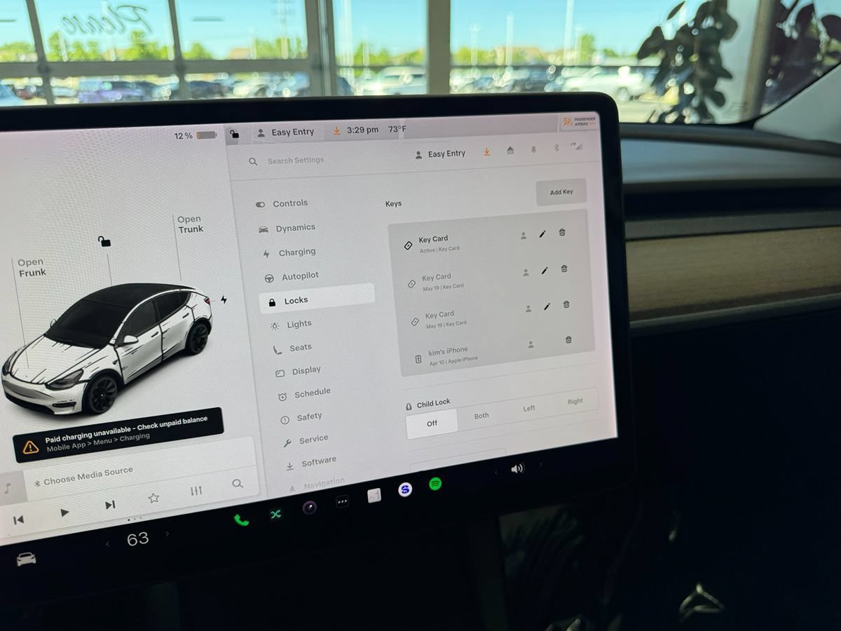 Used 2021 Tesla Model Y Long Range AWD/4WD image 25