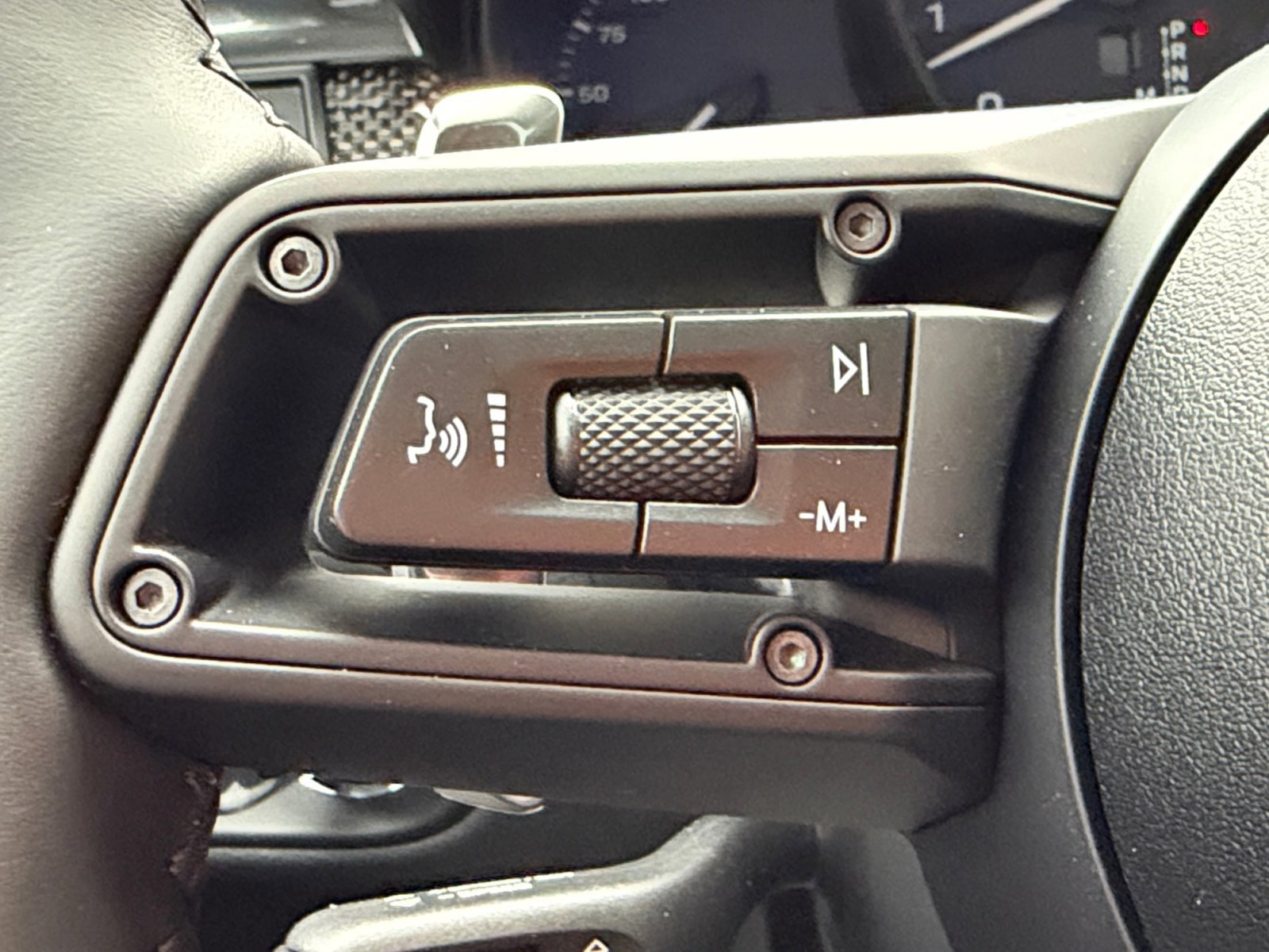 New 2026 Porsche Macan GTS image 27