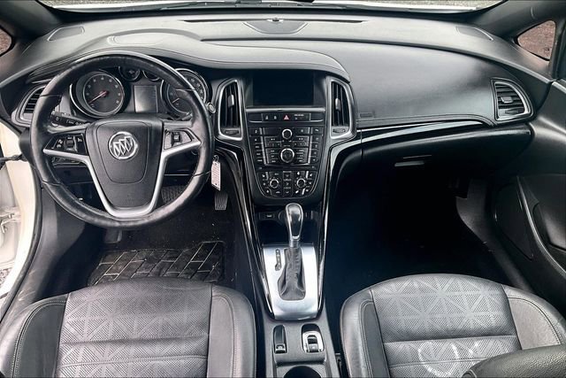 Used 2018 Buick Cascada Premium image 7