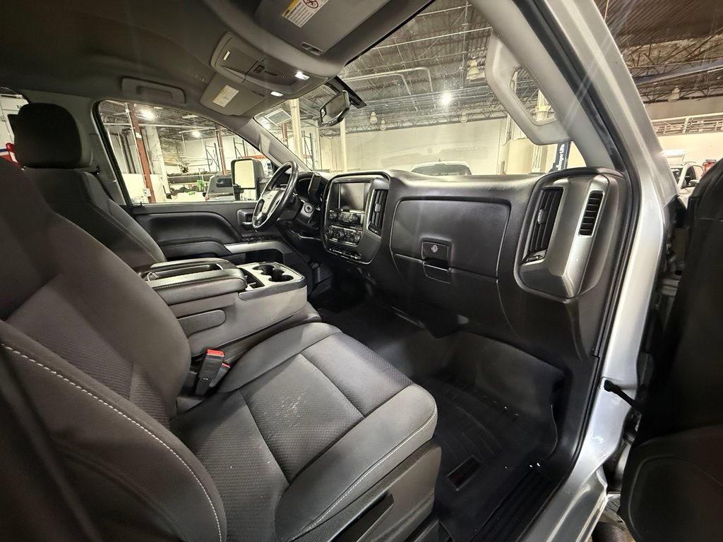 Used 2019 Chevrolet Silverado 2500 LT w/ LT Convenience Package AWD/4WD image 31