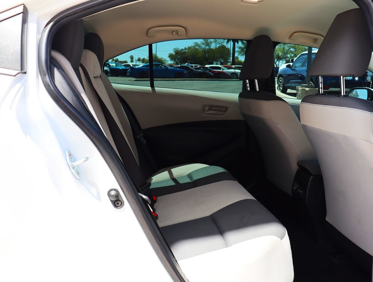 Used 2023 Toyota Corolla LE w/ Carpet Mat Package (TMS) FWD image 27