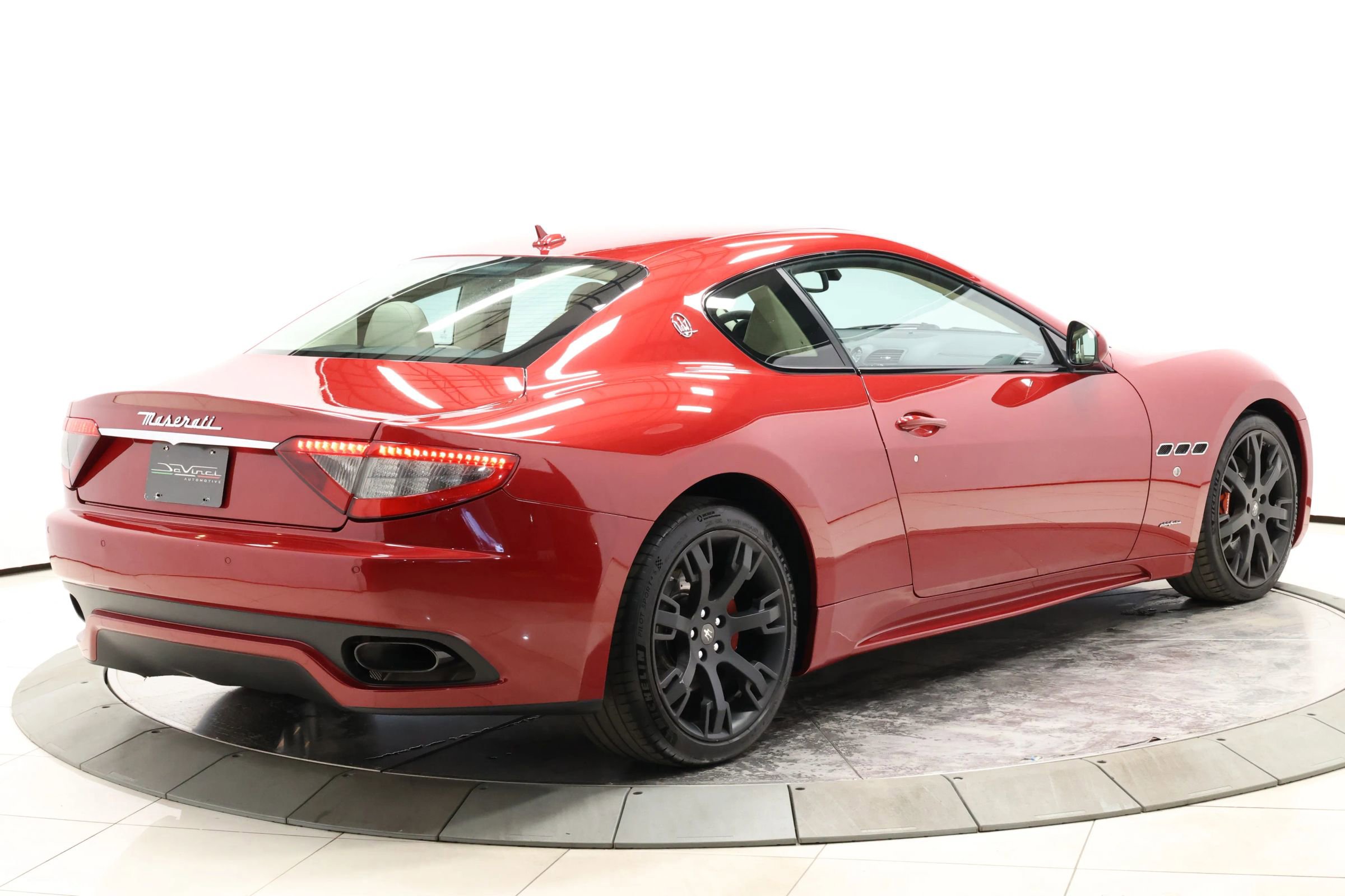 Used 2013 Maserati GranTurismo Sport image 4