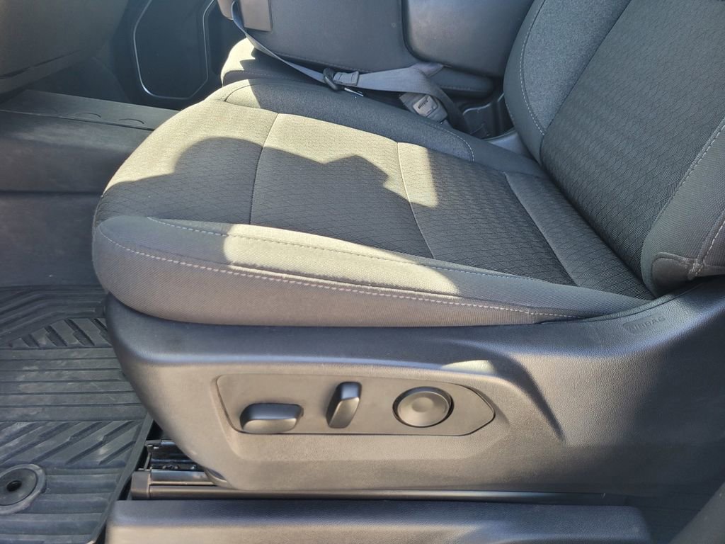 Used 2025 Chevrolet Silverado 2500 LT image 16
