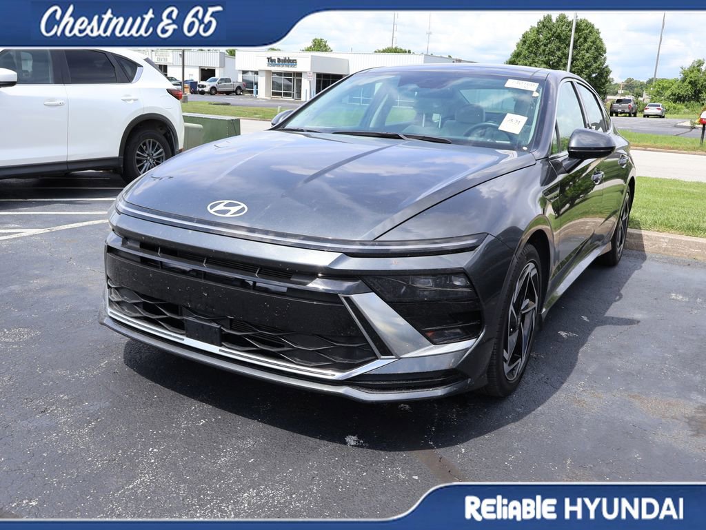 Used 2024 Hyundai Sonata SEL w/ Convenience Package FWD image 11