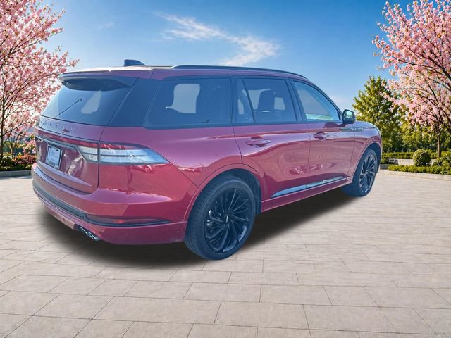 Certified 2025 Lincoln Aviator Reserve w/ Jet Appearance Package AWD/4WD image 8