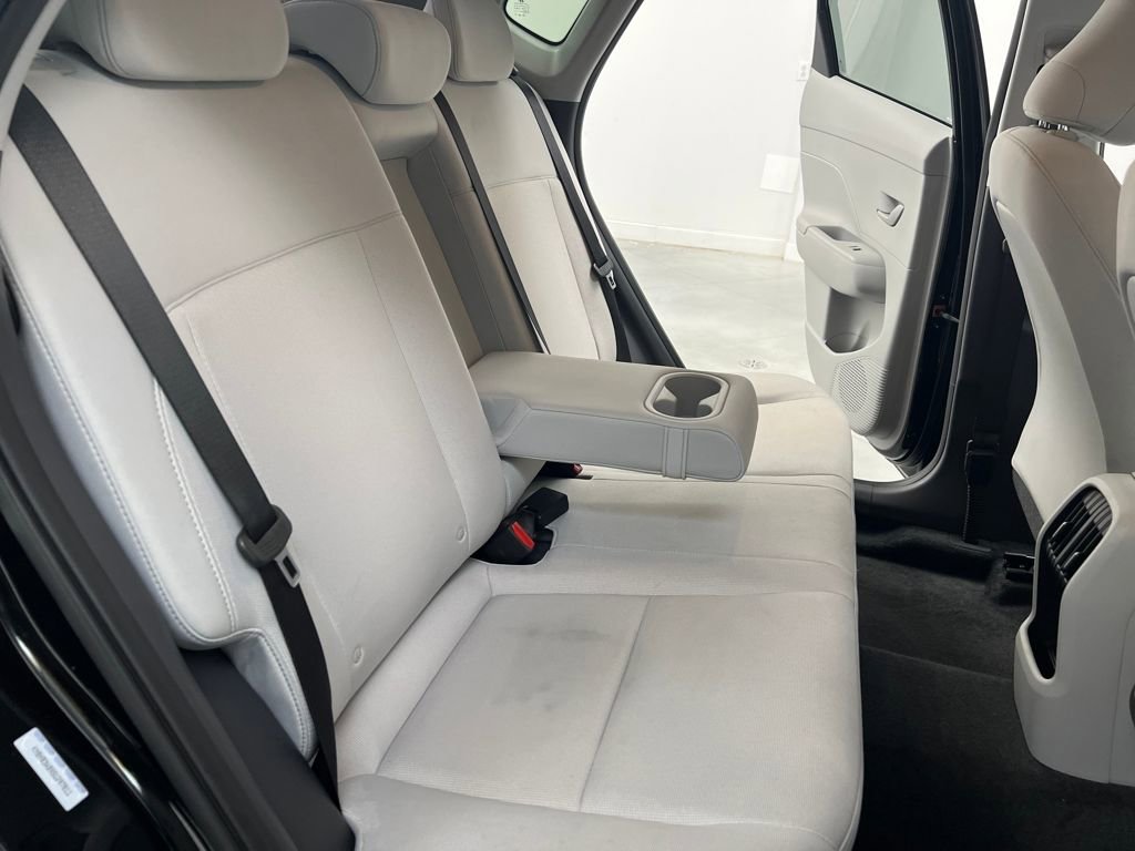 Used 2025 Hyundai Kona SEL image 17