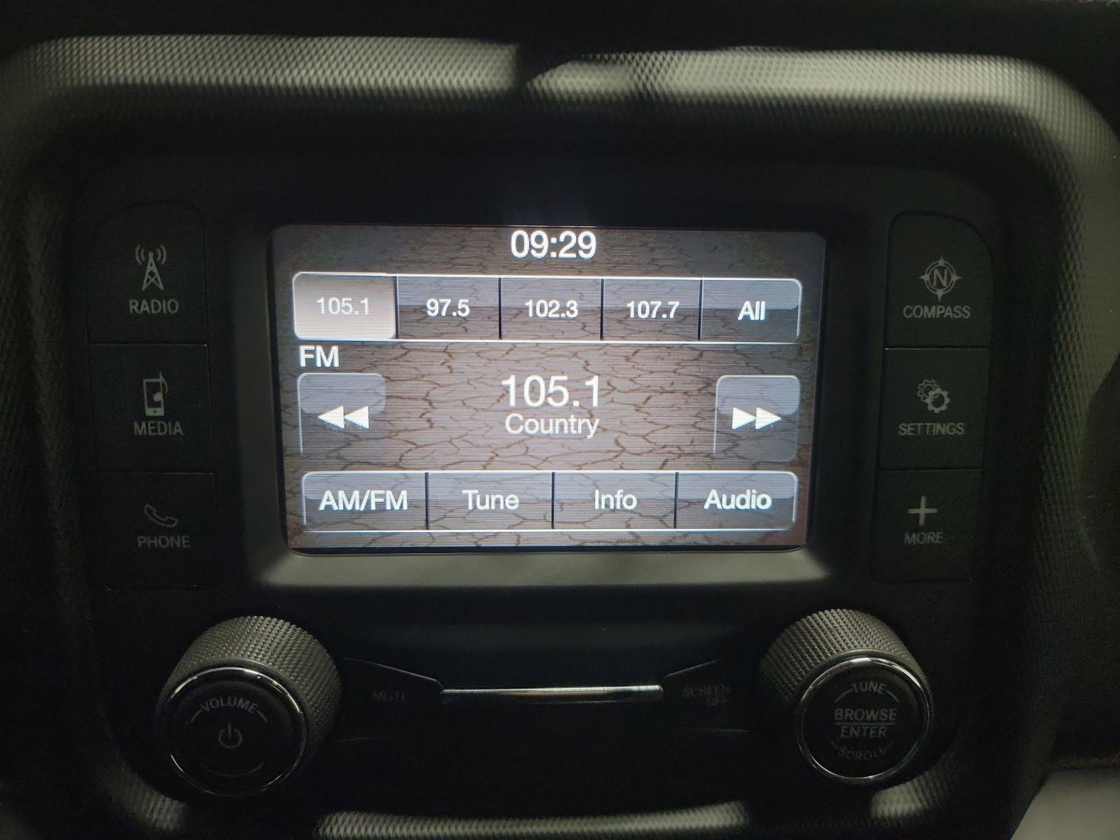 Used 2018 Jeep Wrangler Unlimited Sport image 22