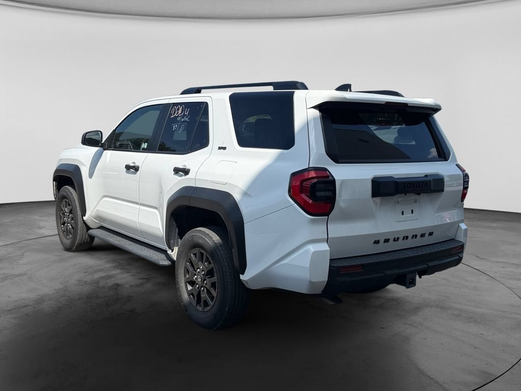 Used 2025 Toyota 4Runner SR5 AWD/4WD image 7