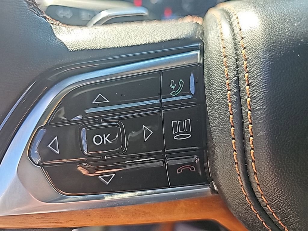Certified 2025 Jeep Grand Cherokee Summit AWD/4WD image 32