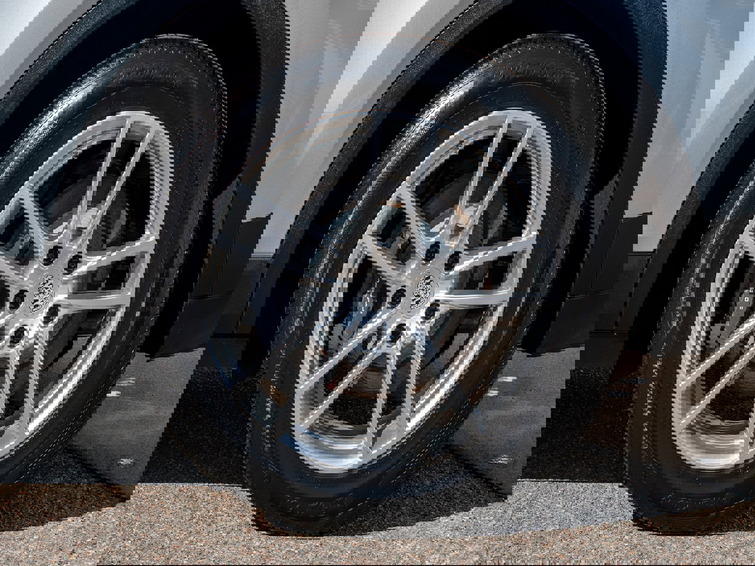 Certified 2024 Porsche Cayenne w/ Premium Package Plus (PFM) image 17